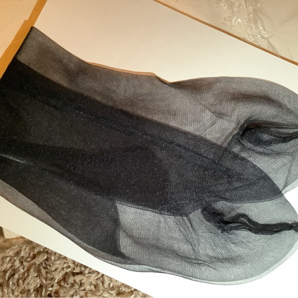 Round the Clock ultra sheer control top pantyhose, color black, size: A - Picture 7 of 10